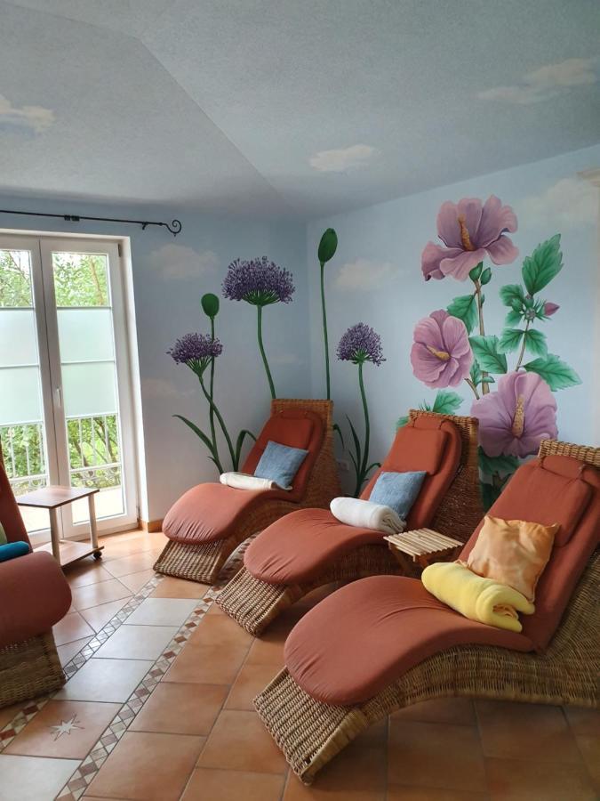Wellness Resort Romantika Хауценберг Экстерьер фото