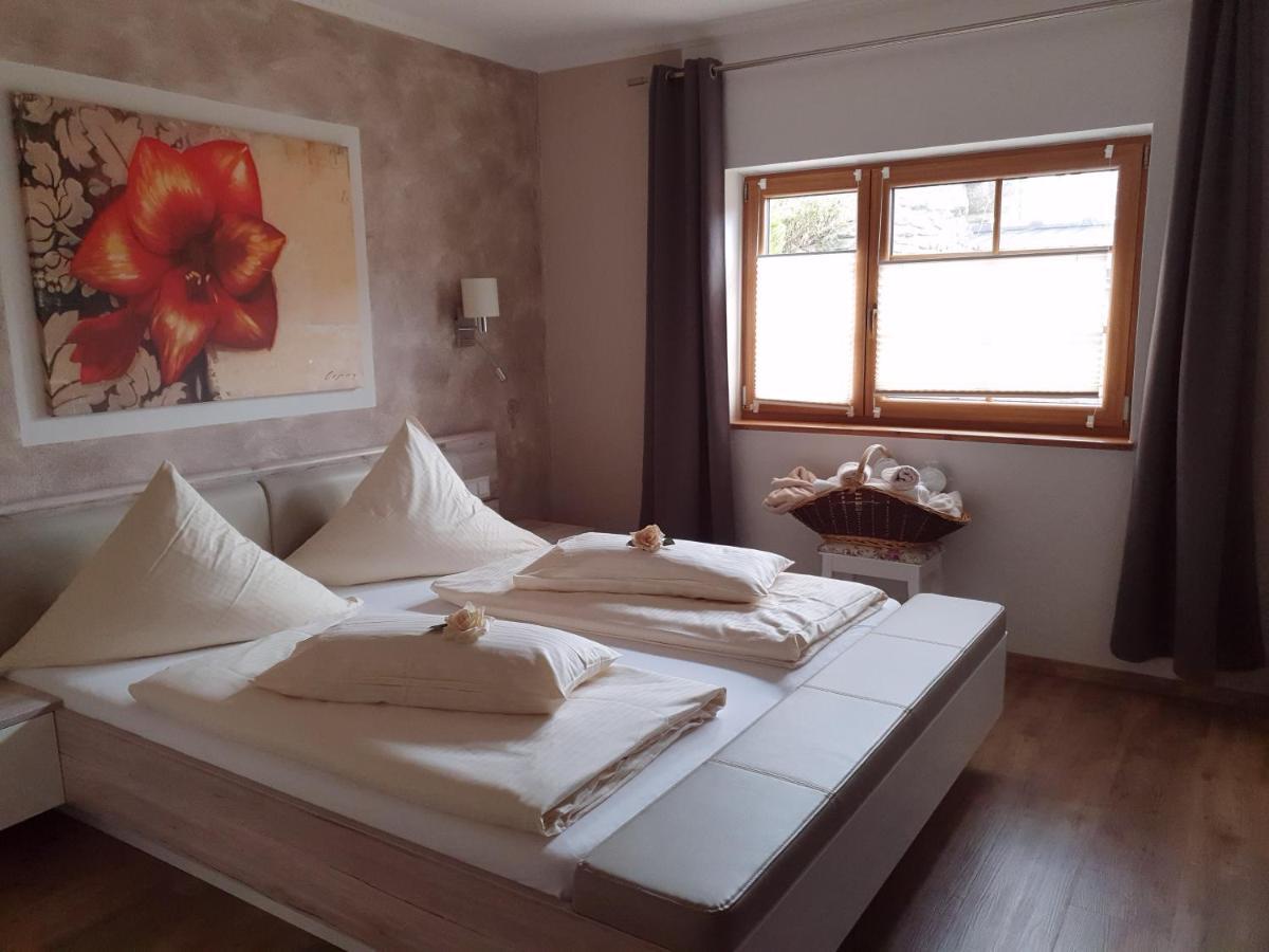 Wellness Resort Romantika Хауценберг Экстерьер фото